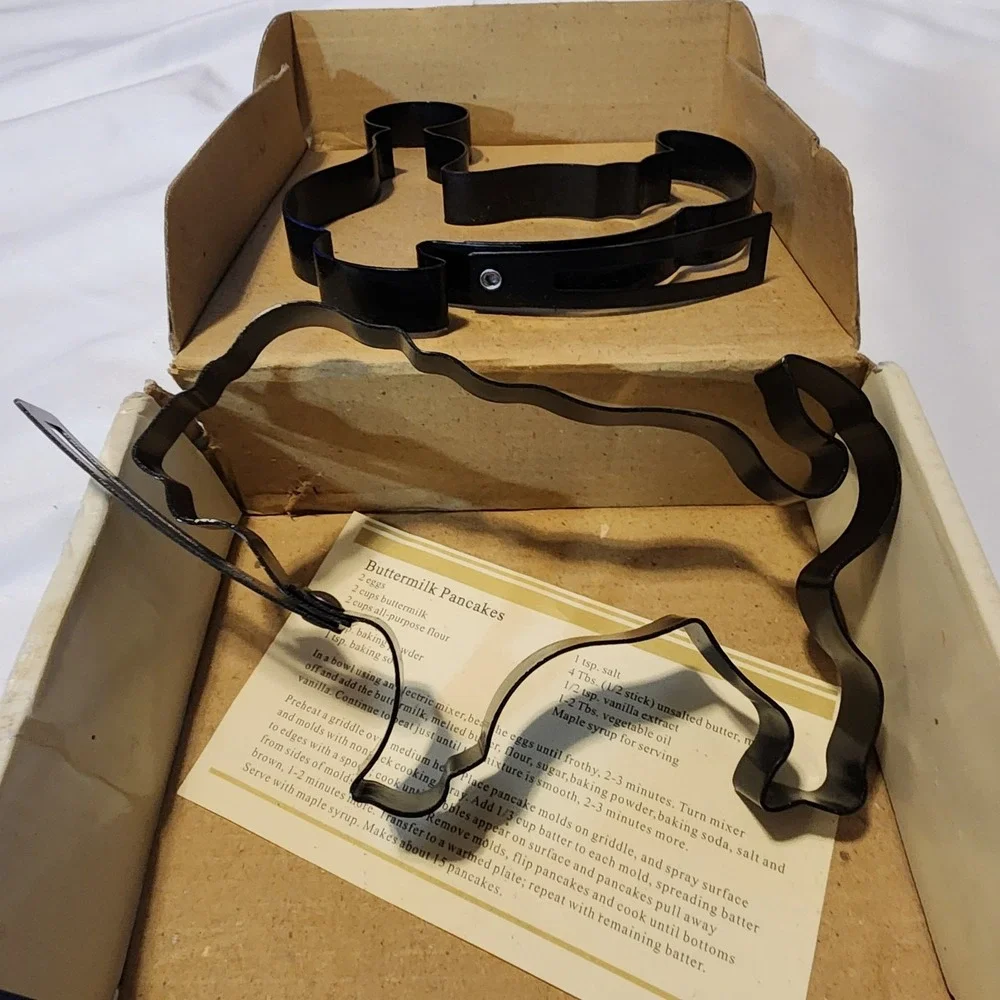 Circus‎ Pancake Molds Seal Lion Elephant Non-Stick 2001 Original Box